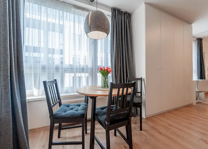 Bastion New With Parking Apartman Kassa